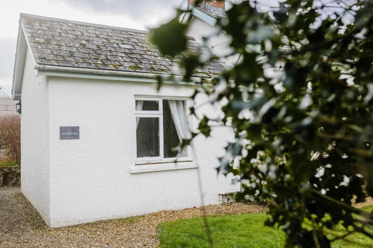May Tree Cottage Manorbier 5 Mins From The Beach Sleeps 4 Exterior photo